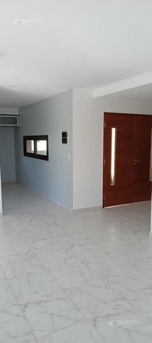 Imagen 7 de 20 de Casa En Venta Y Alquiler En El Canton - Maroto Propiedades