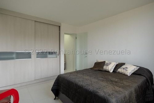 Imagen 12 de 14 de Livy Ramírez Vende Apartamento En Colinas De La Tahona Mls #23-12225