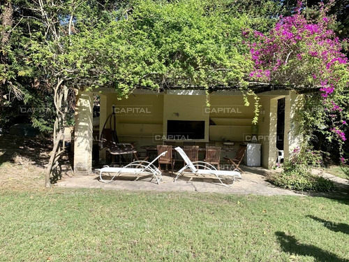 Buena Casa En San Rafael De Cuatro Dormitorios Con Pisicina-ref:30054