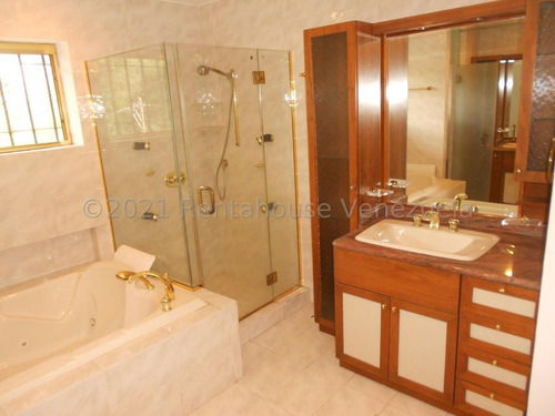 Imagen 15 de 20 de Casa En Venta En Los Campitos 22-13079 Caro Fermoso 0424-2083128