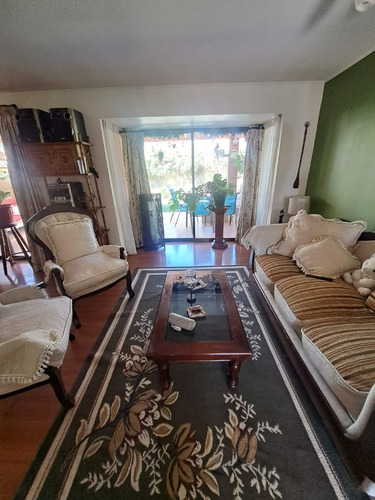 Jardines De La Viña, Hermosa Casa 3d+3b Patio Grande