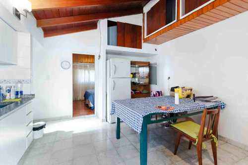 Venta Casa 6amb Cochera Hurlingham Permuta