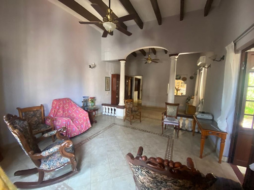 Casa En Venta En Veracruz Con Hab En P.b. Col Centro