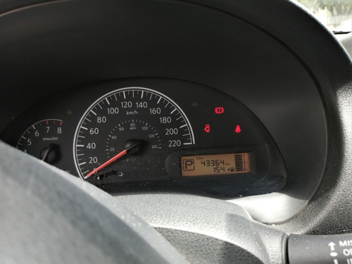 Nissan Versa Modelo 2016