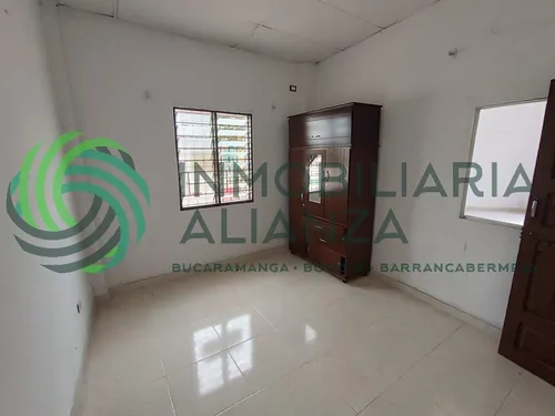 Casa En Arriendo En Olaya Herrera. Cod A16980
