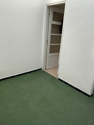 Imagen 2 de 9 de Apartamento Lindo En Buen Estado 1 Dorm Cocina Baño, Living