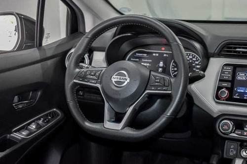 Imagem 6 de 15 de Nissan Versa 1.6 Exclusive Cvt 2021
