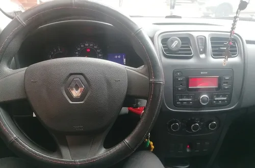 Renault Sandero Lite
