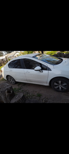 Peugeot 408 1.6 Active 115cv