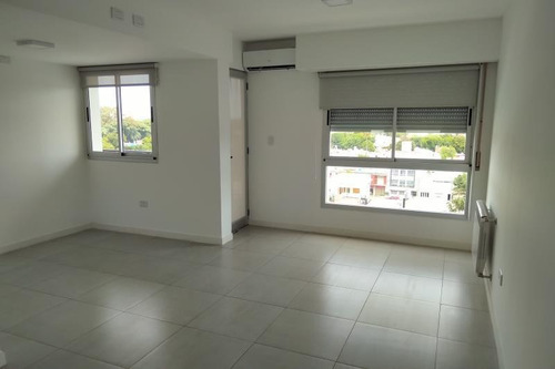 Imagen 4 de 11 de Venta Estrenar Depto. 1/2 Dorms. C/cochera - 13 E/ 69 Y 70 - La Plata