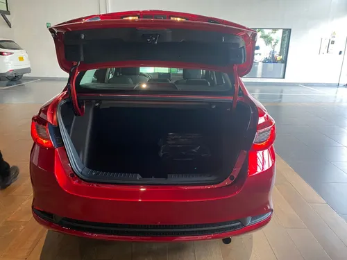 Mazda 2 Touring At/2025/cm/ Ng