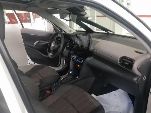 Toyota Yaris Cross Hibrido Xls Refull 2025 Entrega Inmediata