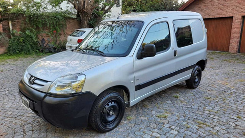 Peugeot Partner 1.6 Hdi Furgon Confort 5as 2016. Oportunidad