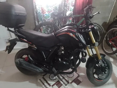 Victory Switch 150, Color Negro Mate