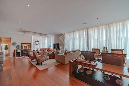 Imagem 3 de 30 de Espetacular Casa A Venda 735m² No Tamboré 11 - Cnca1041