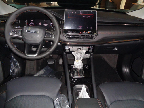 Imagem 5 de 11 de Jeep Compass Limited T270 1.3 Turbo Flex Aut 4x2