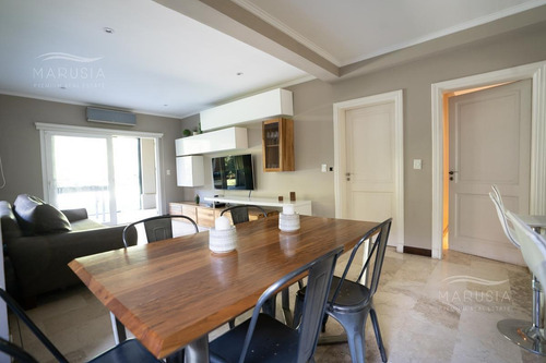 Venta Casa 4 Dormitorios, Excelente Calidad Y Muy Confortable En Ayres De Pilar