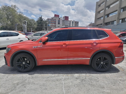 Imagen 2 de 8 de Volkswagen Tiguan Rline Dsg 1.4 Tsi Naranja 2019 Unica
