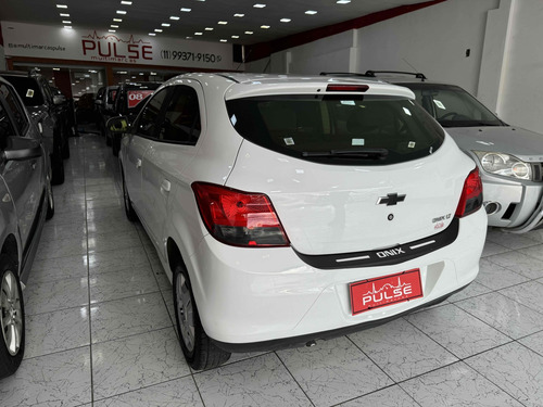 Chevrolet Onix 1.0 MPFI LT 8V FLEX 4P MANUAL