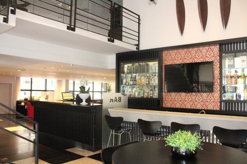 Flat À Venda, 36 M² Por R$ 185.000,00 - Centro - Curitiba/pr - Fl0001