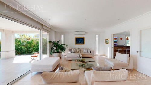 Imagen 13 de 30 de Tour 360º - Casa Al Lago En Venta O Alquiler - Barrio Los Lagos, Nordelta