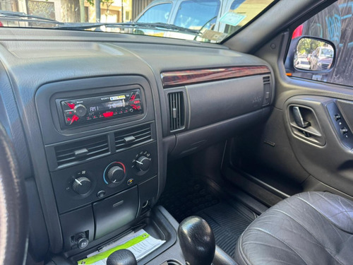 Jeep Grand Cherokee 4.0 Laredo