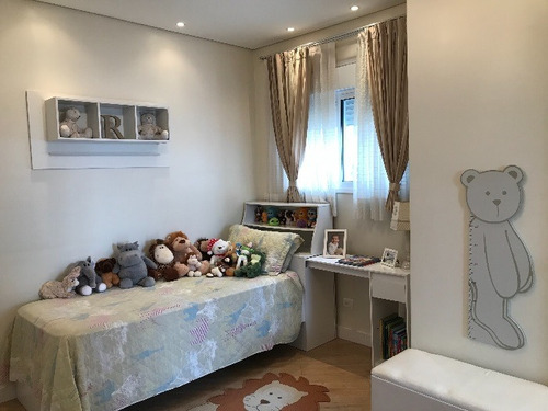 Casa À Venda Na Rua João De Santa Maria, Vila Brasilina, São Paulo - Sp - Liv-10107