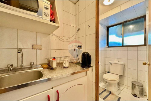 Amplio Local Comercial U Oficina En Manquehue Sur