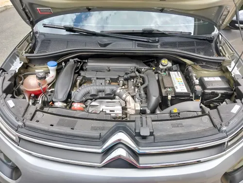Citroën C4 Cactus 1.6 Shine Turbo Aut