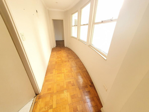 Imagen 4 de 30 de Dúplex En Edificio De Estilo Francés, Excelente Categoría