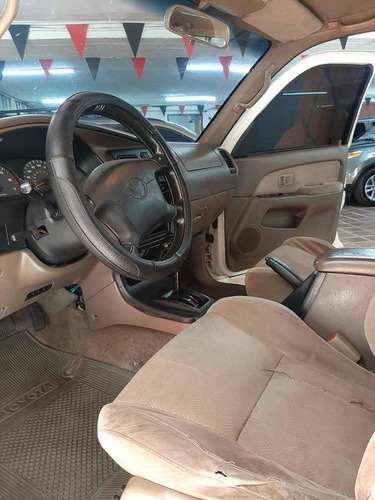 Imagen 7 de 11 de Toyota Autana 4x4 4.5