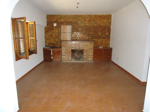 Imagen 4 de 13 de Casa Con Departamento En Venta En Ituzaingo Norte