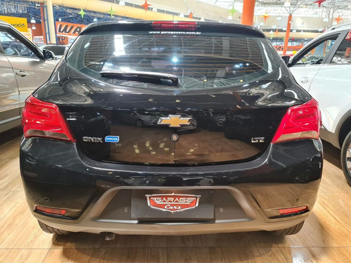 Chevrolet Onix 1.4 MPFI LTZ 8V FLEX 4P AUTOMÁTICO