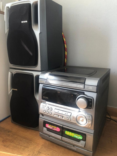 Equipo Musica Aiwa 2 Parlantes/cassette/cd