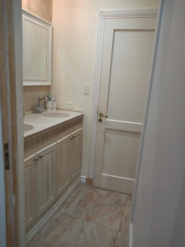 Casa En Venta - 2 Dormitorios 2 Baños - Cochera - 684mts2 - Florencio Varela