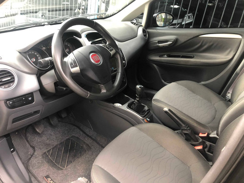 Fiat Punto 1.6 Essence 16v Flex 4p Manual