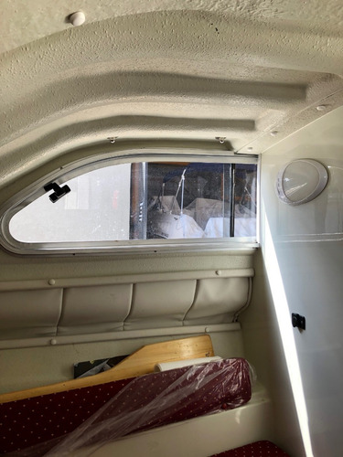 Vision 660 Cabin Lancha Cuddy