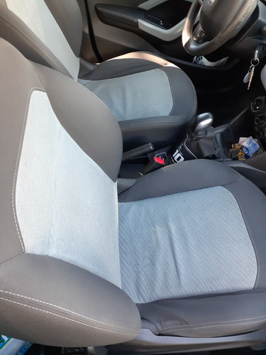 Imagen 10 de 13 de Peugeot 208 2014 1.5 Active