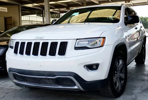 comprar Jeep Grand Cherokee 3.7 Limited Lujo 3.6 4x2 At