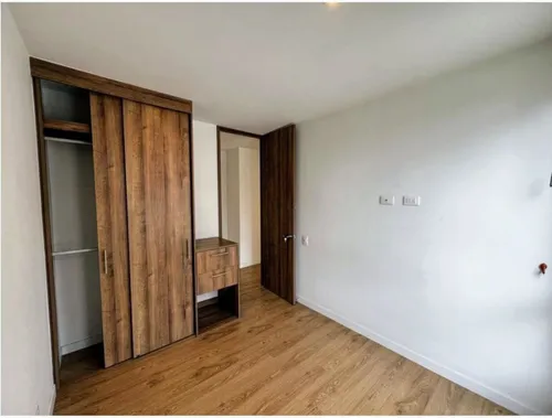Apartamento En Venta En El Tejar. Cod V16482
