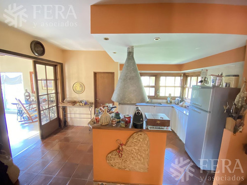 Imagen 11 de 17 de Venta De Casa De 3 Ambientes Con Jardin, Quincho Con Parrilla Y Piscina En Campos De Roca I (27609)