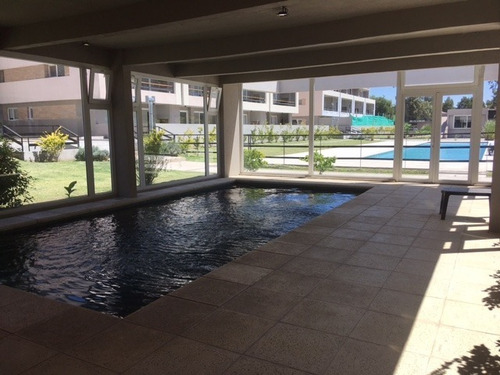 Imagen 12 de 15 de Depto 1 Amb 54 M² - Cochera Con Espacio P/ Baulera Complejo Campus Vista Pilar
