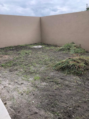 Imagen 20 de 30 de En Venta Casa En Zibata, Jardín, 3 Recamaras, Cuarto De Lava