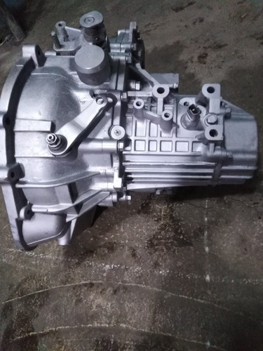 Imagen 1 de 8 de Caja Mecánica Jac Aclas J3 2013