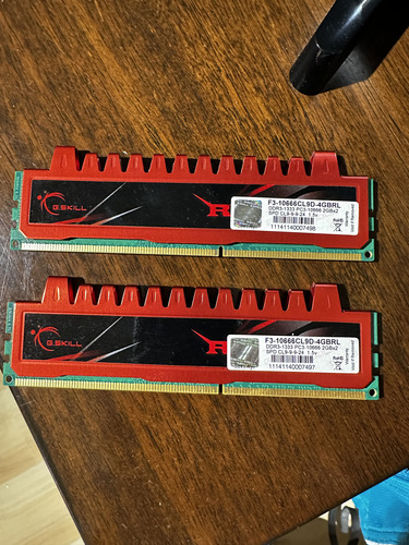 Módulo Memoria Ddr3 1333 Gskill Ripjaws 4gb X 2 (Usado)