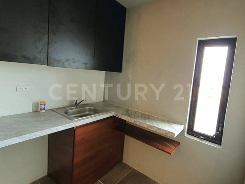 Consultorios En Renta En Espacio Cumbres, Monterrey, N.l.