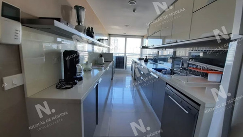 Imagen 11 de 20 de Apartamento De 3 Dormitorios En Playa Mansa, Edificio De Categoría - Punta Del Este Mansa