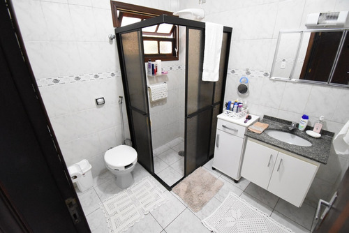 Imagem 11 de 14 de Casa Bairro Nobre A Poucos Metros Do Mar A Venda Em Peruíbe