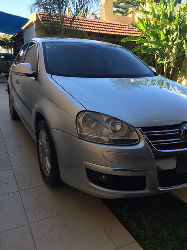 Volkswagen Vento 2.5 Luxury Tiptronic 170cv