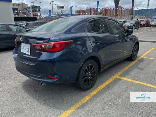 Mazda 2 GRAND TOURING